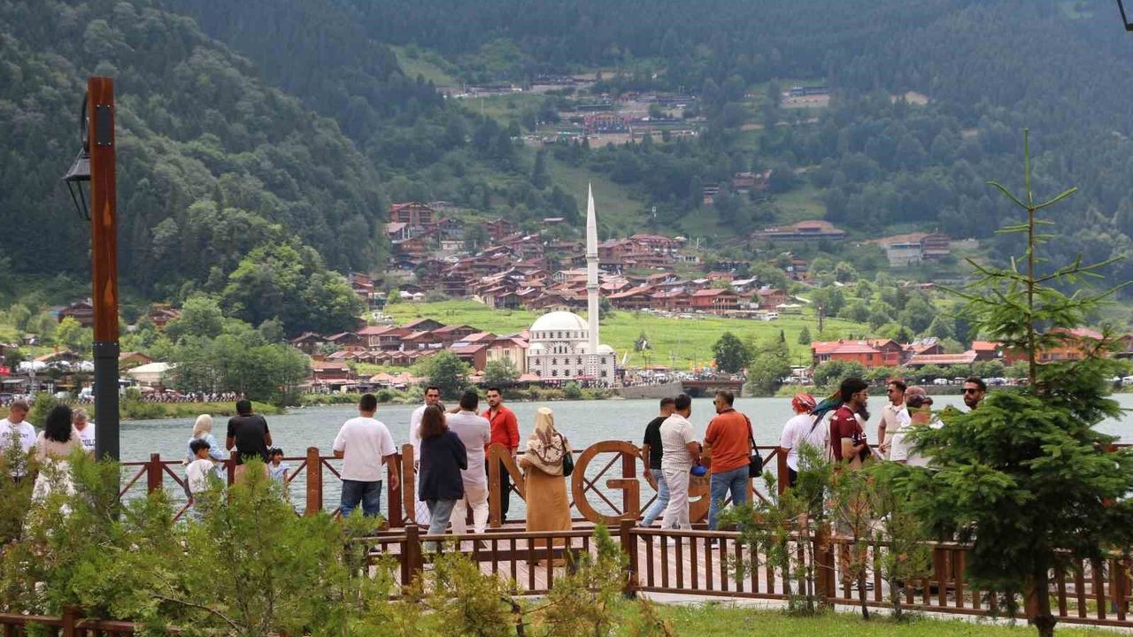 Uzungöl’de turizm sezonu hareketlendi, otellerde doluluk arttı